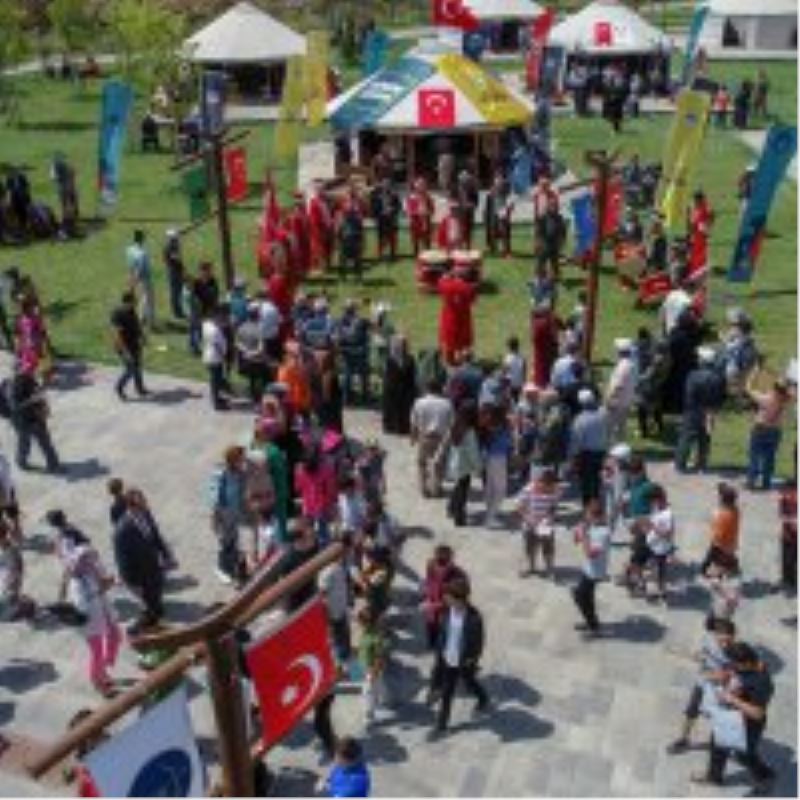Bursa’nın değerleri Ahlat’ta tanıtıldı