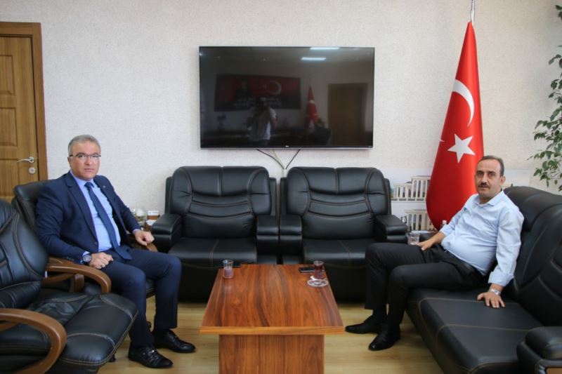 Belediye Başkanımız Av. Mustafa İlmek, İl Milli Eğitim Müdürü Sn. Ayhan Teltik