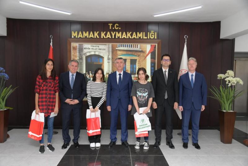 Mamaklı Çocuklar “Türkiye Aşkına” Dedi