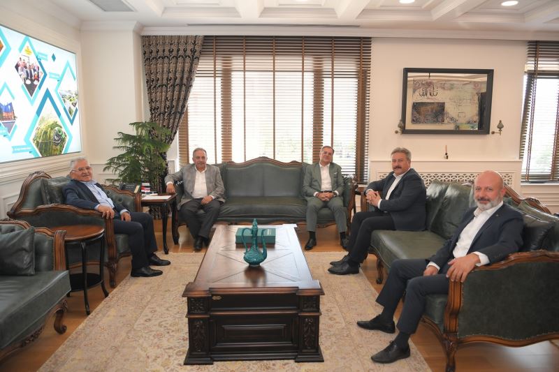 Başkan Büyükkılıç’tan Başkanlarla Talas’ta “İstişare” Zirvesi