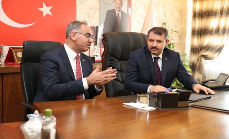Vali Ayhan: Eyyübiye’de Elbirliğiyle Güzel Çalışmalar Yapacağız
