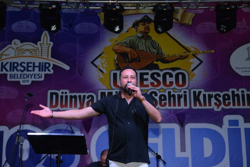 GURBETÇİ ŞENLİĞİ, TOLGA KAYA KONSERİ İLE SONA ERDİ