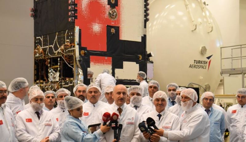 ULAŞTIRMA VE ALTYAPI BAKANI KARAİSMAİLOĞLU: “TÜRKSAT 6A’YI 2023’ÜN İKİNCİ ÇEYREĞİNDE UZAYA FIRLATMAYI HEDEFLİYORUZ”