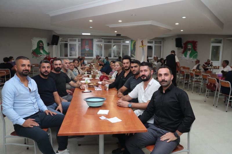 BAŞKAN HÜRRİYET, CANLARIN İFTAR SOFRASINA KONUK OLDU