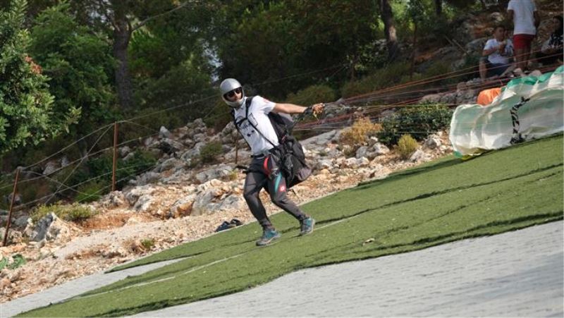 TÜRKİYE YAMAÇ PARAŞÜTÜ HEDEF YARIŞMASI 3. ETAP BAŞLADI