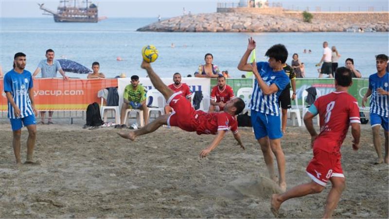 TÜRKİYE BÖLGESEL PLAJ FUTBOLU LİGİ ALANYA ETABI BAŞLADI