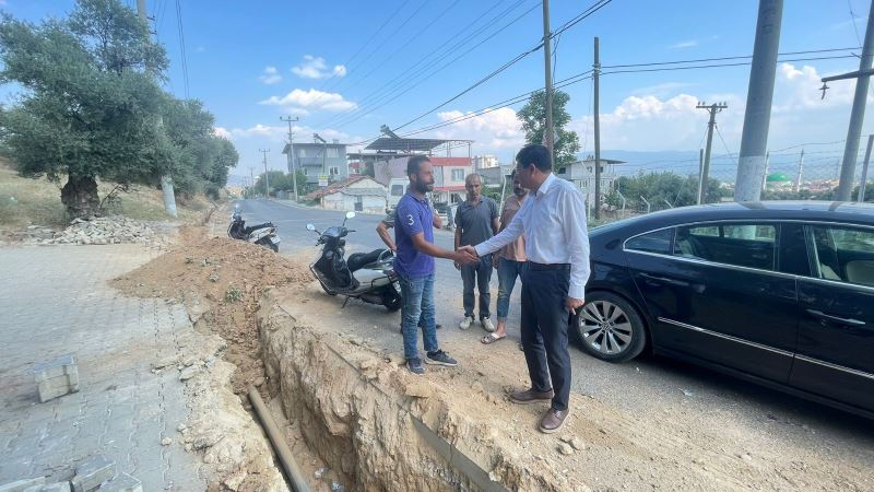 Nazilli’de deforme olan iyi su boruları yenileniyor