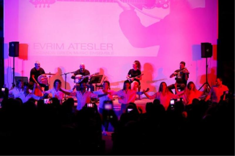 Sanathane, Evrim Ateşler Konseriyle ‘Merhaba’ Dedi
