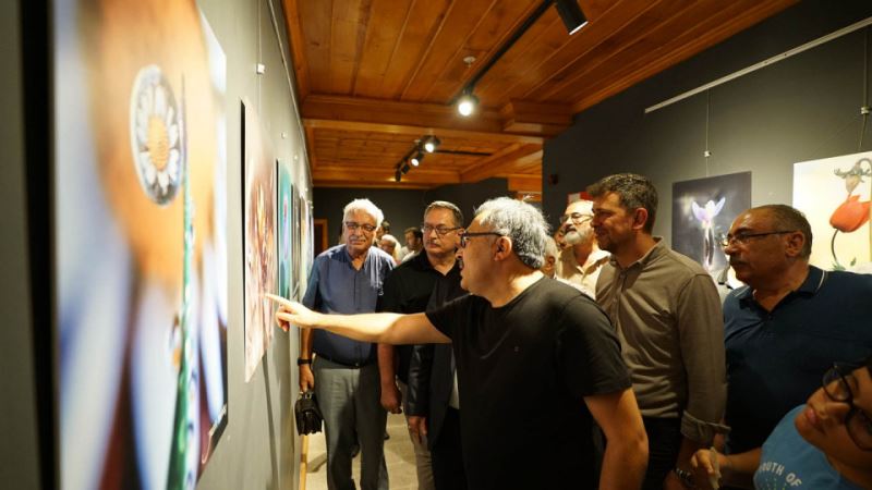 “Küçük Öyküler” Fotoğraf Sergisi Ziyarete Açıldı