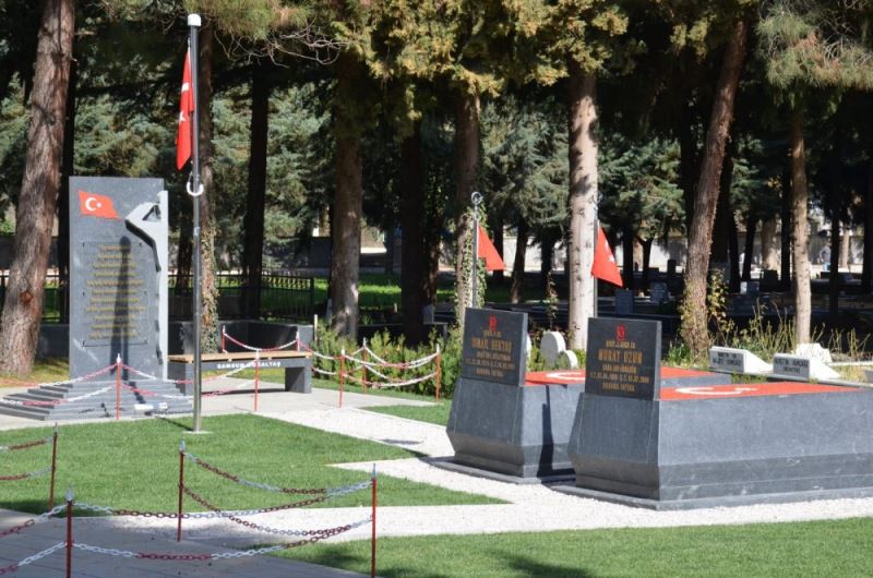 Samsun Büyükşehir, şehitleri unutmadı