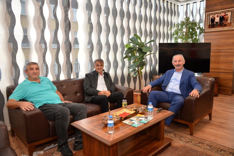 EFSANE BÜYÜKŞEHİRDE