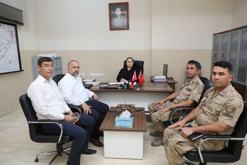Kaymakam / Belediye Başkan V. Nazlı Demir, Kurumcu Jandarma Karakol Komutanlığını Ziyaret Etti.