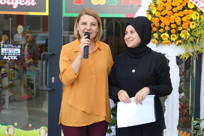 BAŞKAN HÜRRİYET, HAYAL ATÖLYESİ OYUN PARKININ AÇILIŞINA KATILDI