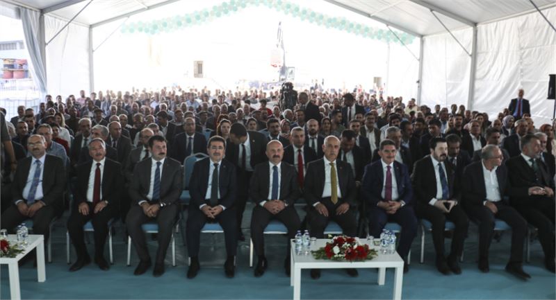 TARIM VE ORMAN BAKANI VAHİT KİRİŞCİ, DİYADİN