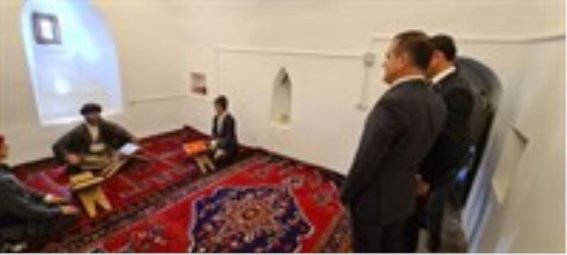 Tarım ve Orman Bakan Yardımcımız Sn. Bekir Gizligider ve Vali/Belediye Başkan Vekilimiz Sn. İdris Akbıyık tarihi Meydan Medresesini ziyaret ettiler