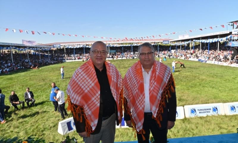Başkan Ergün, Yuntdağı Yağlı Güreşlerini Takip Etti