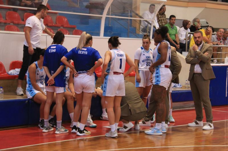 İZMİTLİ PERİLER SEZONU GALİBİYETLE AÇTI: 75-58
