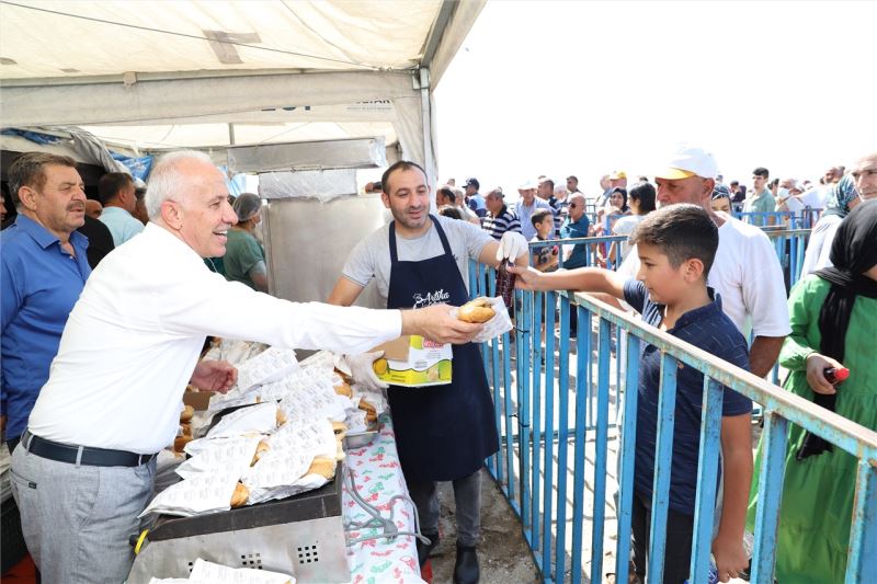 ÜÇÜNCÜ KARADUVAR BALIK FESTİVALİ COŞKUYLA BAŞLADI