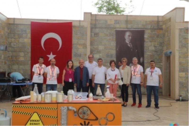 SAZOVA’DA BİLİMSEVERLERE MUHTEŞEM GÖSTERİ
