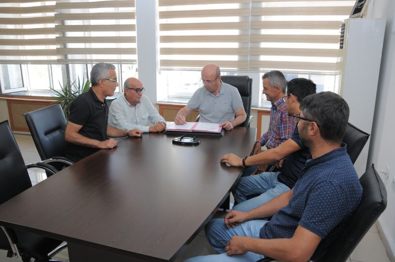 KIRŞEHİR BELEDİYESİ İLE TMMOB İNŞAAT MÜHENDİSLERİ ODASI ANKARA ŞUBESİ KIRŞEHİR TEMSİLCİLİĞİ ARASINDA PROTOKOL İMZALANDI