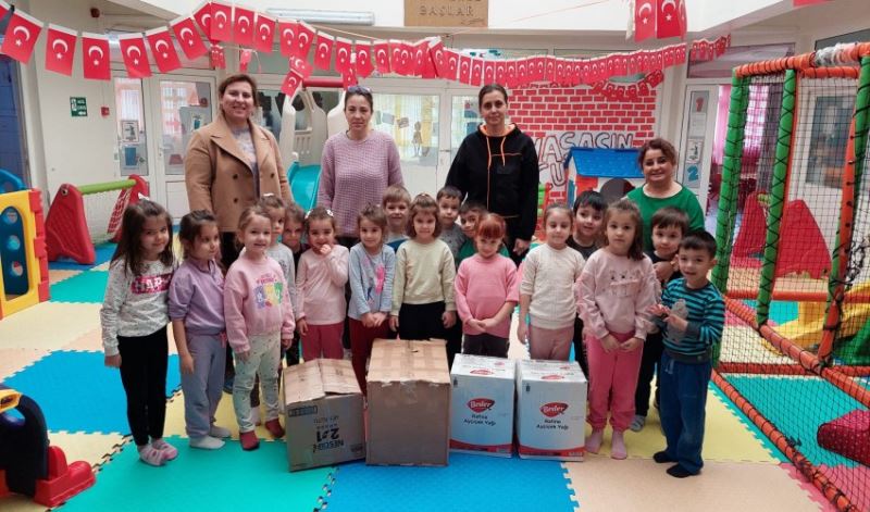 Minik kalpleri ve duyarlılıklarıyla gönülleri fethettiler