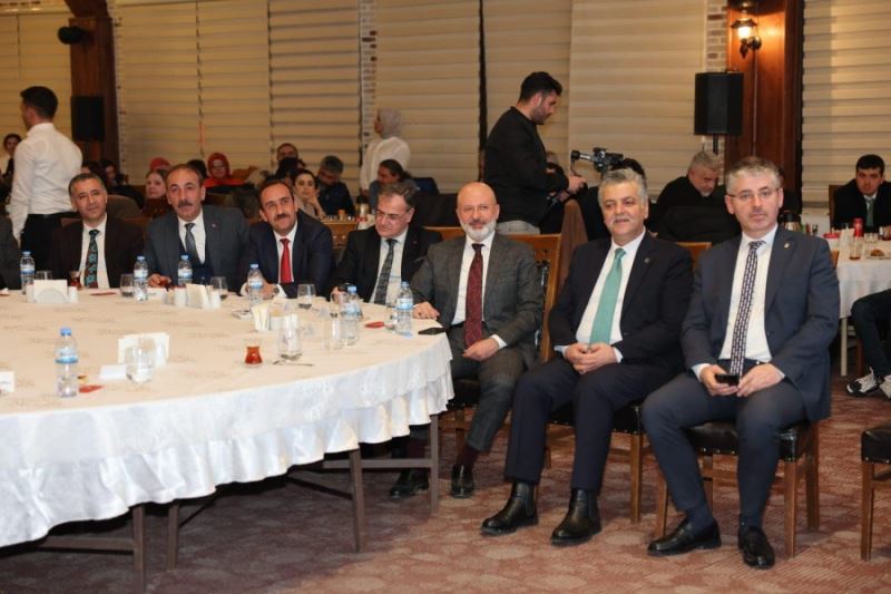 Belediye Başkanımız Av. Mustafa İlmek, Kayseri Büyükşehir Belediyesi ev sahipliğinde Kayseri Gazeteciler Cemiyeti üyelerinin katılımıyla Erciyes