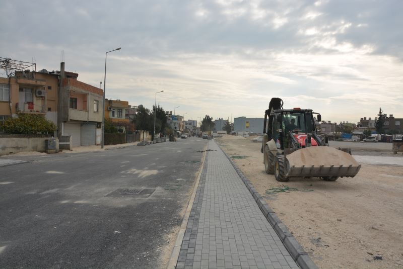 Büyükşehir Tarsus’ta Toros Caddesi’ne Yepyeni Görünüm Kazandırdı
