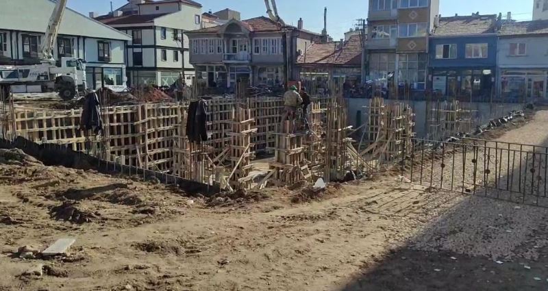 İlk Günkü Aşkla Bolvadimizin Çehresini Güzelleştirmek İçin Çalışıyoruz