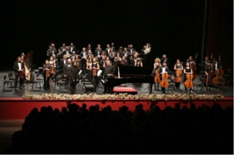SENFONİ ORKESTRASINDAN GÖRKEMLİ KONSER