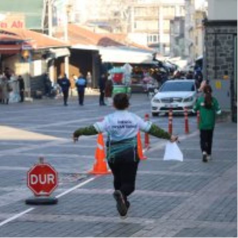 Tarihi çarşıda oryantiring heyecanı