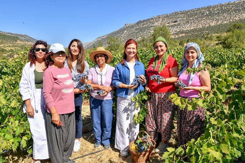 Büyükşehir’in Kırsal Mahalle Buluşmaları’nın Yeni Durağı Mut Oldu