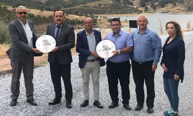 Gördesli Muhtarlar Başkan Ergün’e Hizmetleri Nedeniyle Teşekkürlerini Sundu