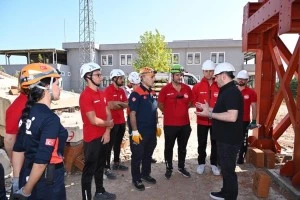 BAŞKAN TUTUK TATBİKATA KATILDI