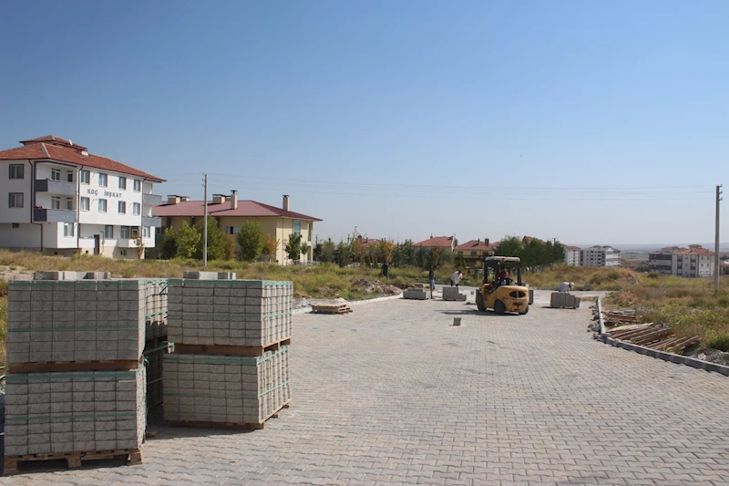 Aziziye Mahallesi Kilit Parke Döşeme Çalışmaları Devam Ediyor