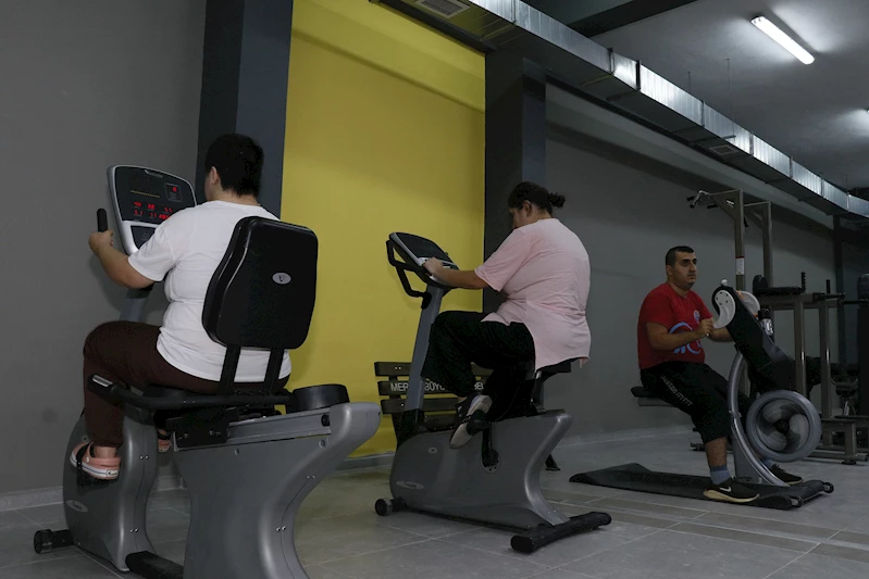 Özel Bireyler Büyükşehir Fitness Salonu’nun Tadını Çıkarıyor