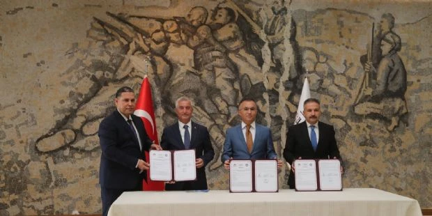 Belediyemizden Çiftçilere 35 Milyon Kilogramlık Arpa, Buğday Tohumu Ve Gübre Desteği