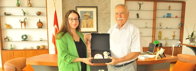 Kardeş Kent Elçisi Yorulmaz
