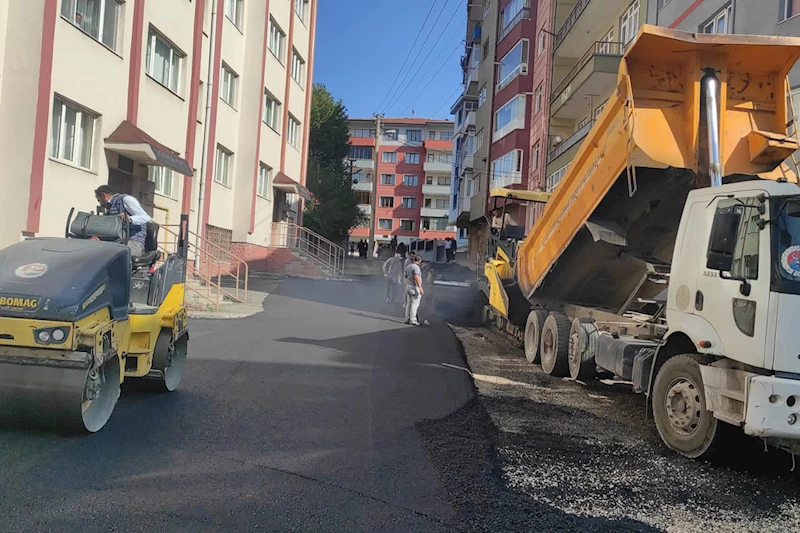 Kayabaşı Mahallesinde Asfalt Çalışmalarımız Devam Ediyor