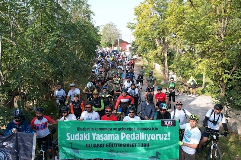 Uluabat’ın korunması için pedal çevirdiler