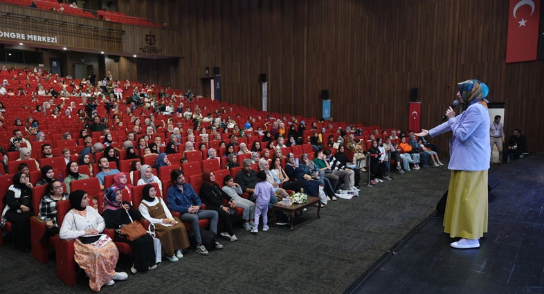 Gülcemal: Biz doğru yolda kalalım