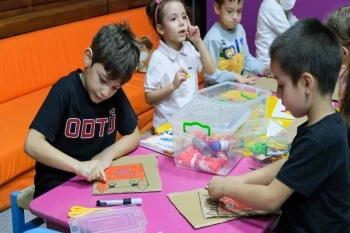 RENK CANAVARININ TASARIMINI YAPTILAR