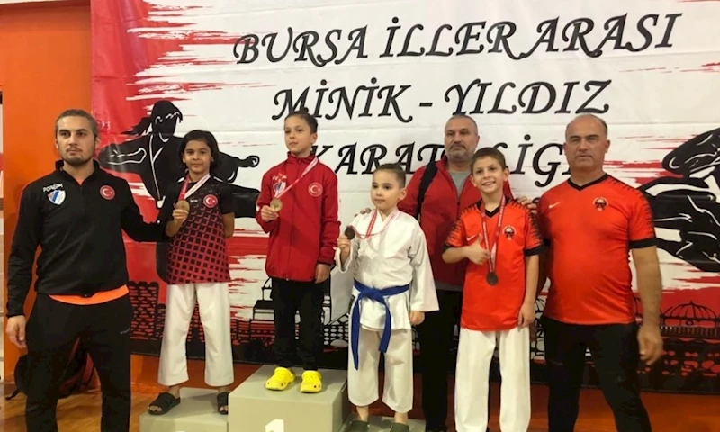 Yeşil Beyazlı Karatecilerden 6 Madalya