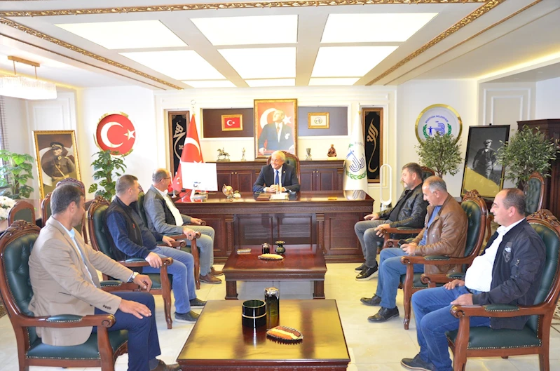 BAŞKAN BAKKALCIOĞLU TAŞIYICILAR KOOPERATİFİ YÖNETİCİLERİ İLE BİR ARAYA GELDİ