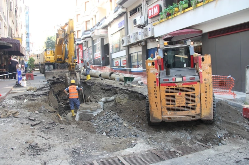 Büyükşehir’den her noktada altyapı atağı