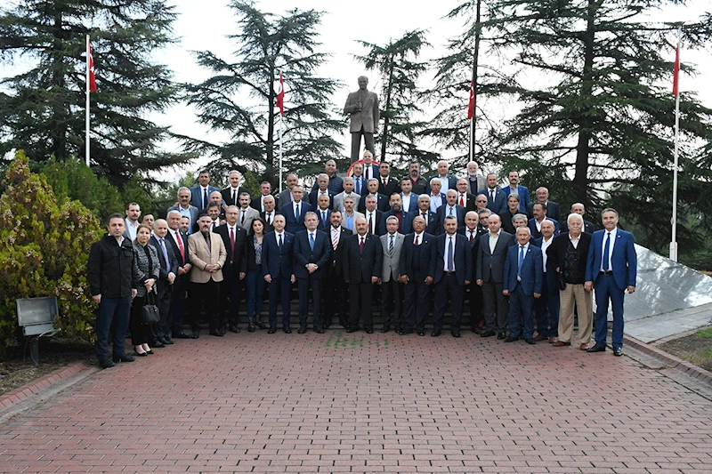 19 Ekim Muhtarlar Günü Atatürk Anıtında Düzenlenen Törenle Kutlandı