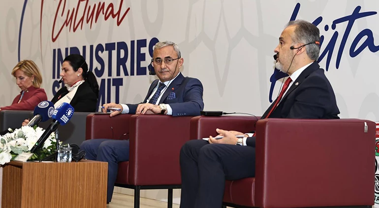 YARATICI KÜLTÜREL ENDÜSTRİLER ZİRVESİ
