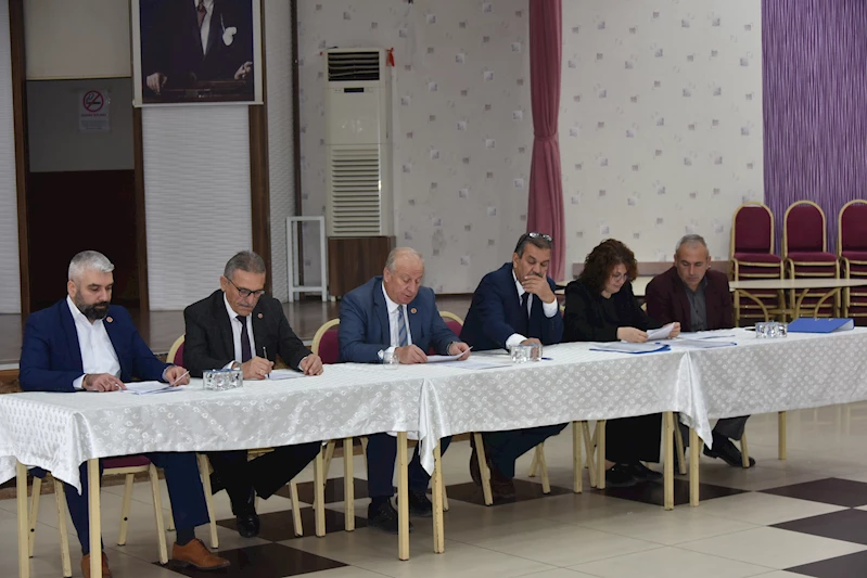 100. YIL BOZÜYÜK ÇARŞI VE KENT MEYDANI’NDAKİ 4 İŞYERİ KİRAYA VERİLDİ
