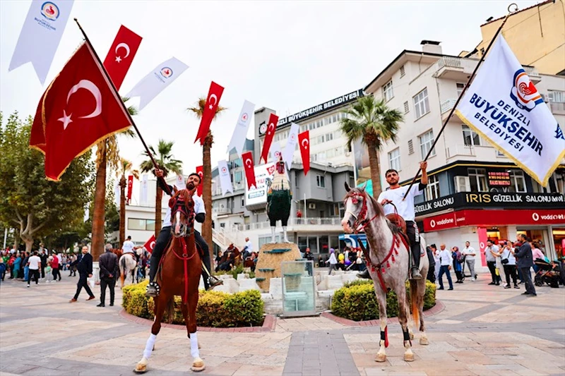 Geleneksel Türk Spor Oyunları heyecanı kortejle başladı
