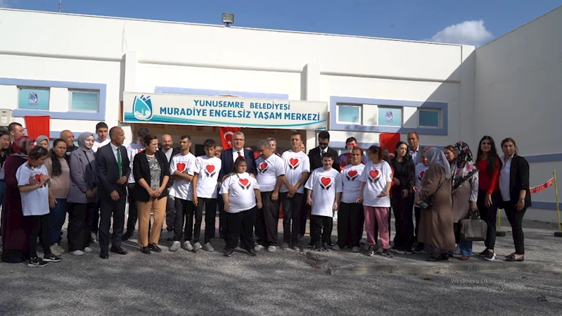 YUNUSEMRE’DE YÜZÜNCÜ YIL COŞKUYLA KUTLANDI