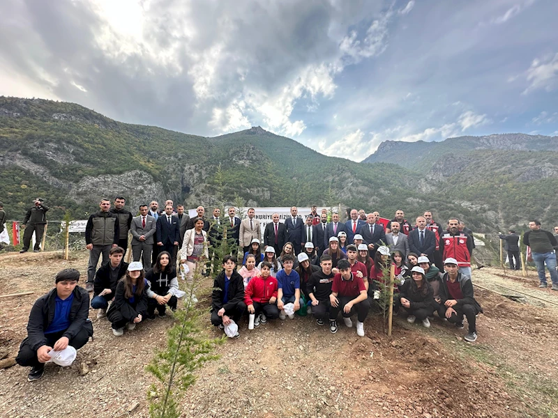 BAŞKAN ELÇİN AĞAÇ DİKİM ETKİNLİĞİNE KATILDI